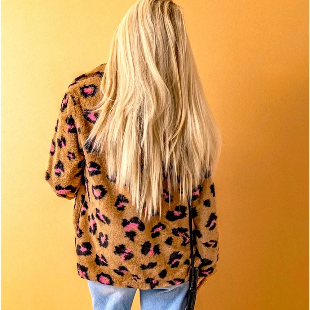 NWOT  Winer Coats Fleece Leopard Print
Open Front Long Sleeve - Picture 2 of 2